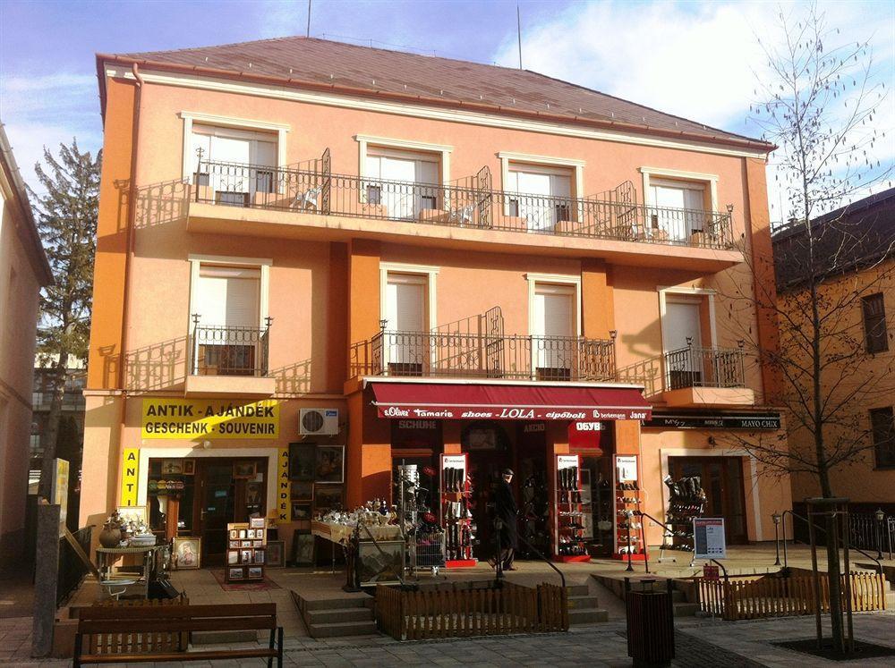 Villa City Center Hévíz Екстериор снимка